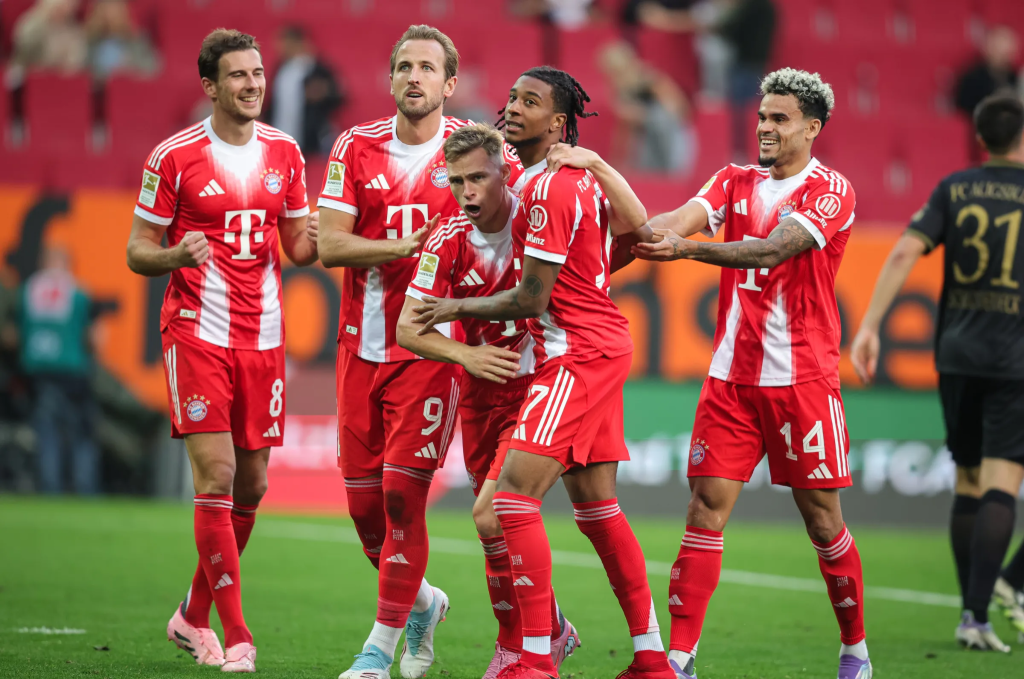 Jugadores del Bayern Munich celebrando gol